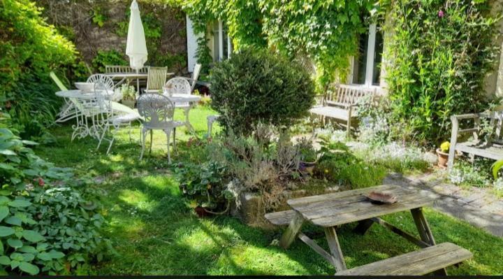 Bed and Breakfast Abrigermaine Arromanches-les-Bains Esterno foto